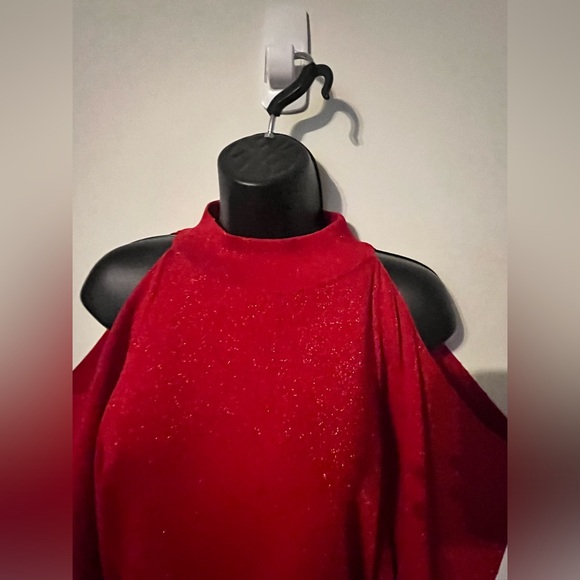 I.N.C. International Concepts Red Long Sleeve Cold Shoulder Sparkly Dress Sz L - Picture 5 of 11